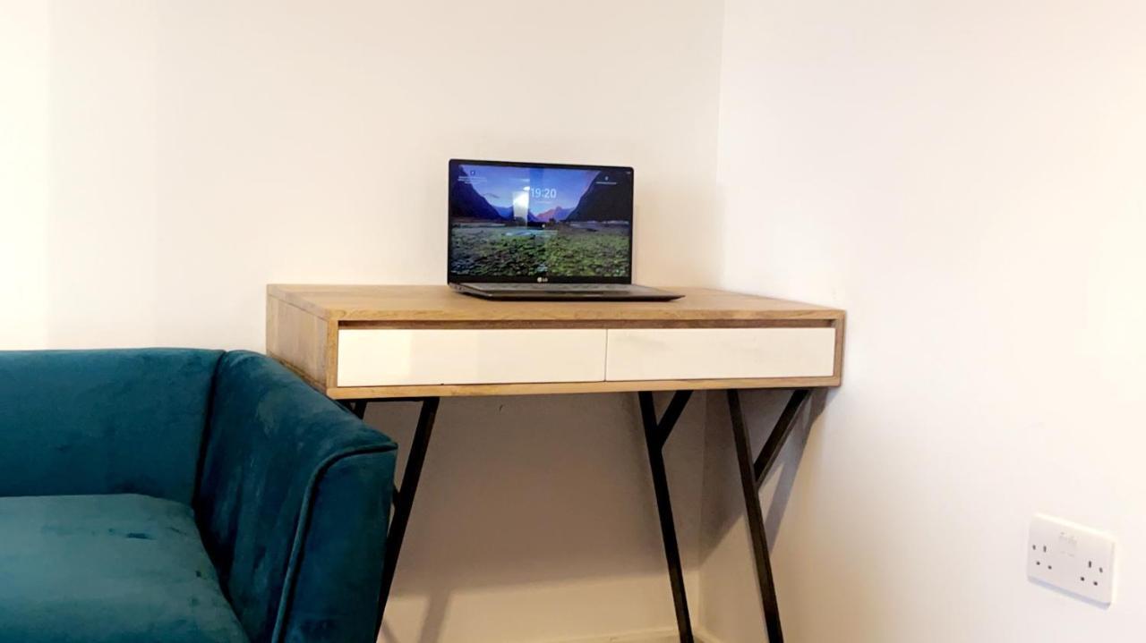 Luxury 1 Bed Apartment With Parking Manchester Exteriör bild