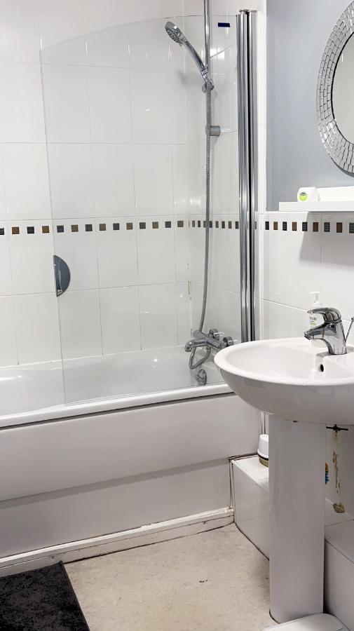 Luxury 1 Bed Apartment With Parking Manchester Exteriör bild