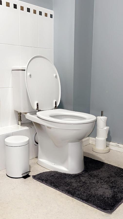 Luxury 1 Bed Apartment With Parking Manchester Exteriör bild