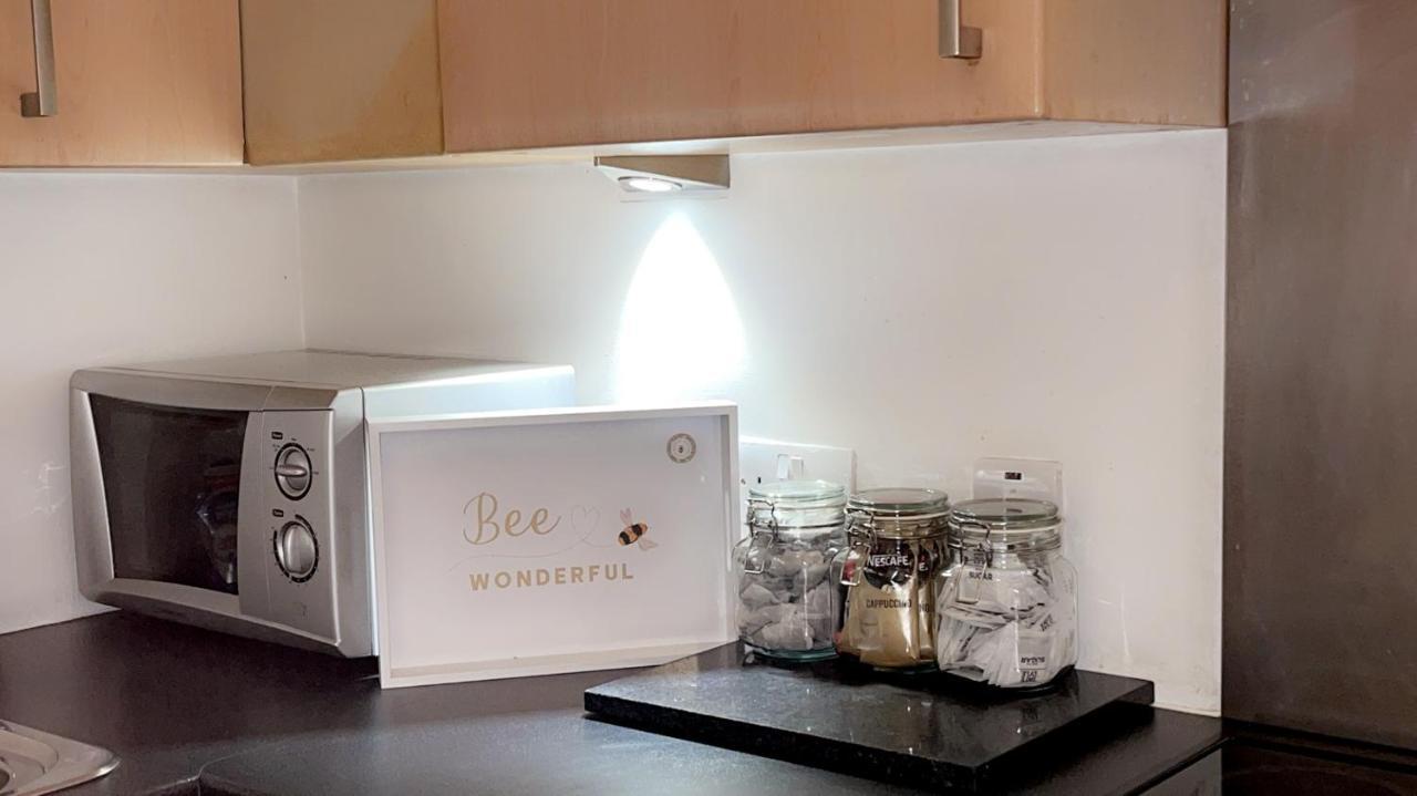 Luxury 1 Bed Apartment With Parking Manchester Exteriör bild